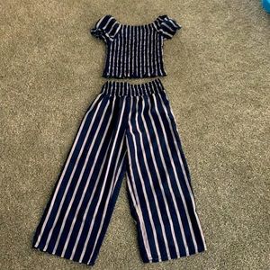 Cute palazzo pants with crispy too matching striped set size 8